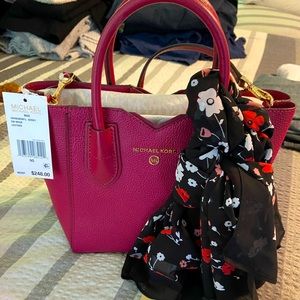 Michael Kors Handbag & Wallet